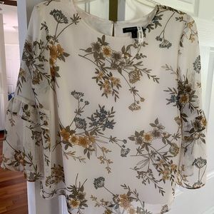 Great Condition Banana Republic Flowery Blouse